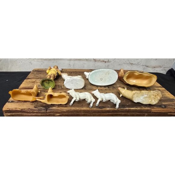 9 Vintage Painted Nativity Scene Figurines Set Shepherd Sheep Lambs Cattle Resin - Picture 5 of 5